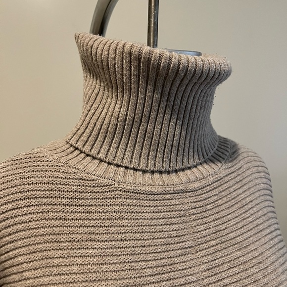 Fall sweater - Picture 2 of 9